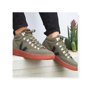 VEJA ★ Roraima High Top Sneaker ★ Olive Suede ★ 43 EU 10 ★ Ecological Fair Trade